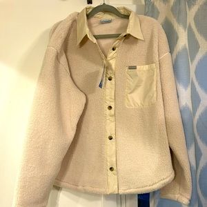 Columbia shirt jacket, with brown buttons, size x-large, cream in color